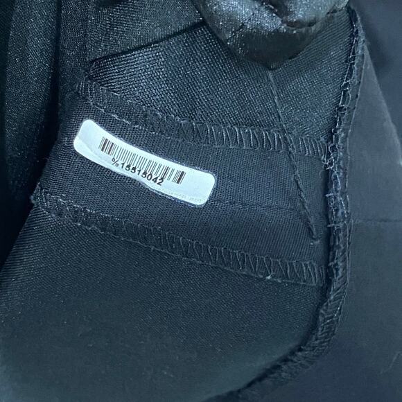 Tahari‎ black dress size to zipper back - Picture 7 of 9